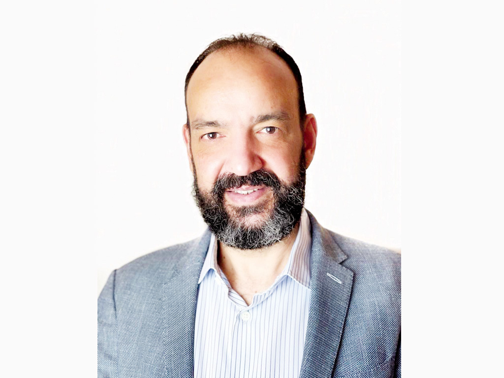  Dynamic package leader lastminute.com opens in UAE